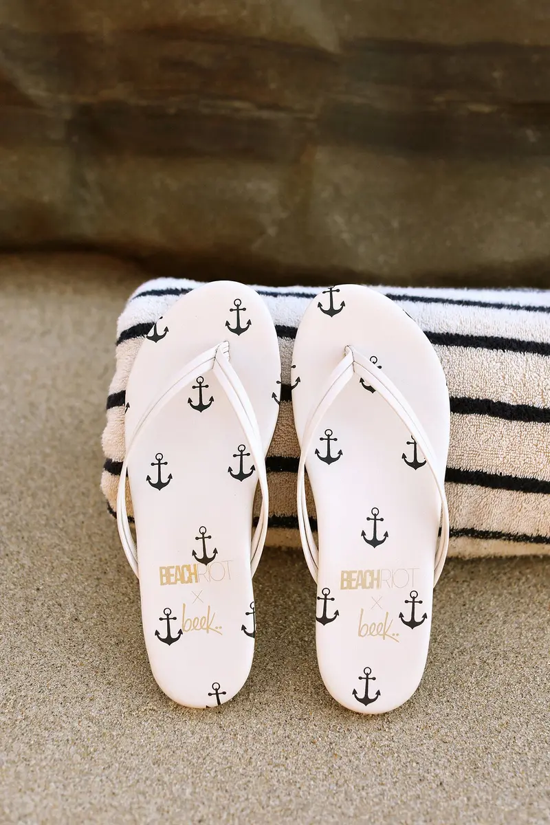 Beach Riot x Beek Bird Sandal – Nautical Regatta Anchor Theme