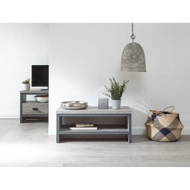 Boston Grey Coffee Table – Metal-and-Wood Design with Single Shelf