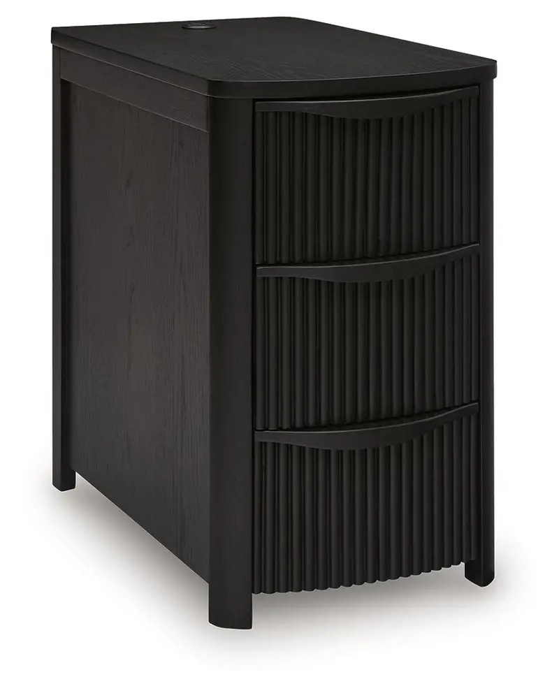 Camdill Compact Side Table – Versatile Chair-Height Design