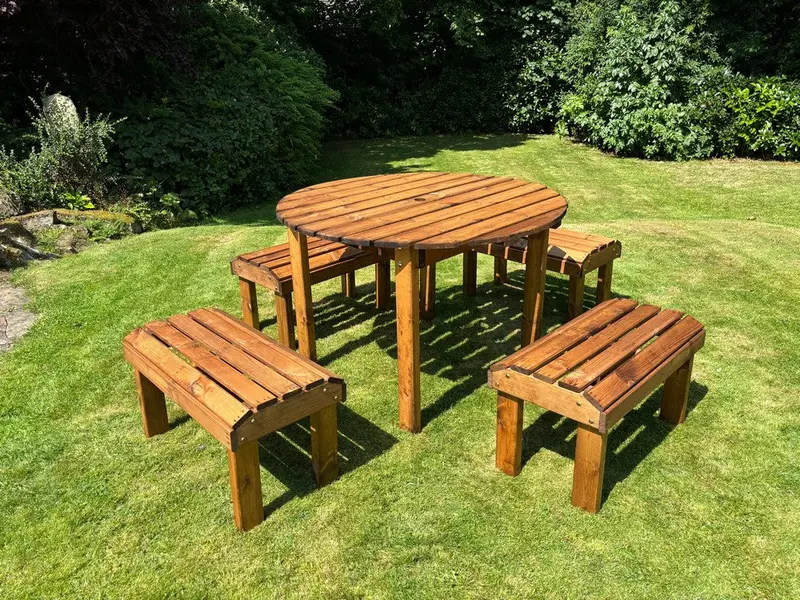 Charles Taylor Knights Patio Dining Set – 4-Piece Compact Outdoor Dining Suite