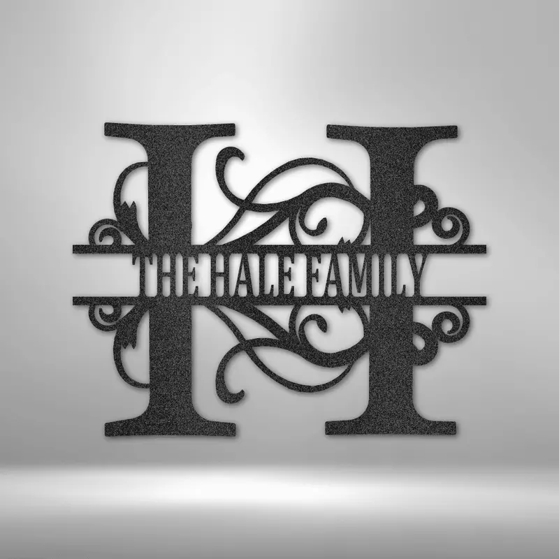 Custom Metal Family Name Plaque – Wall-Mounted Decorative Sign