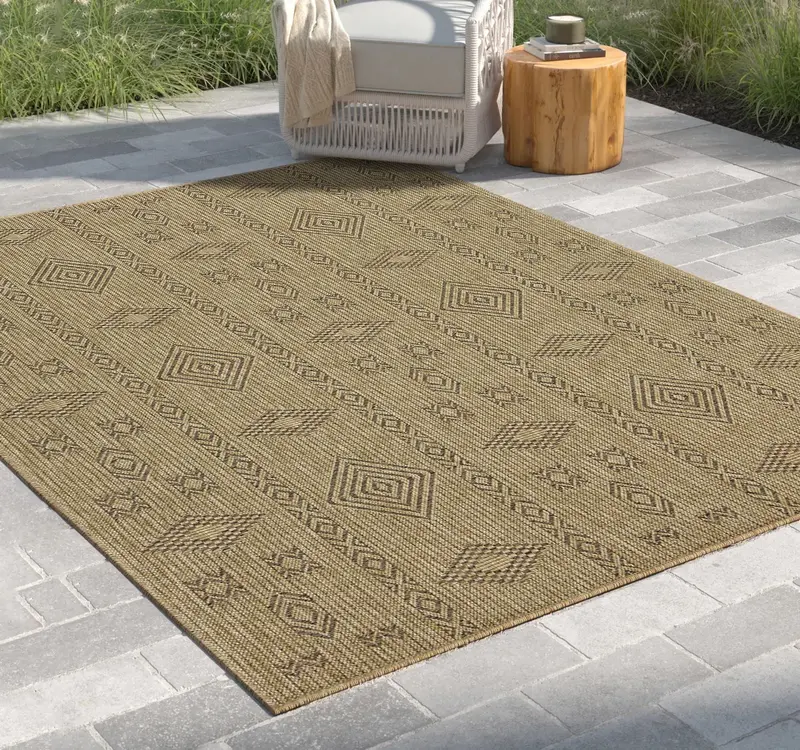 Earth Natural and Mocha 7’10” x 10’3″ Indoor-Outdoor Area Rug