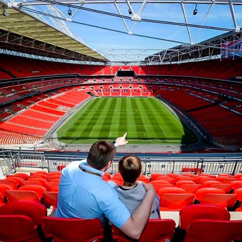 Elite Football Stadium Tour – Family-Friendly Behind-the-Scenes Visit