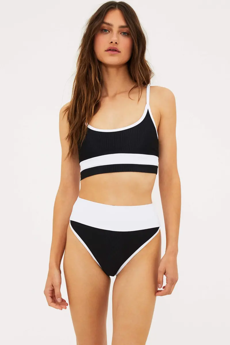 Eva Black-and-White Graphic Crop Top