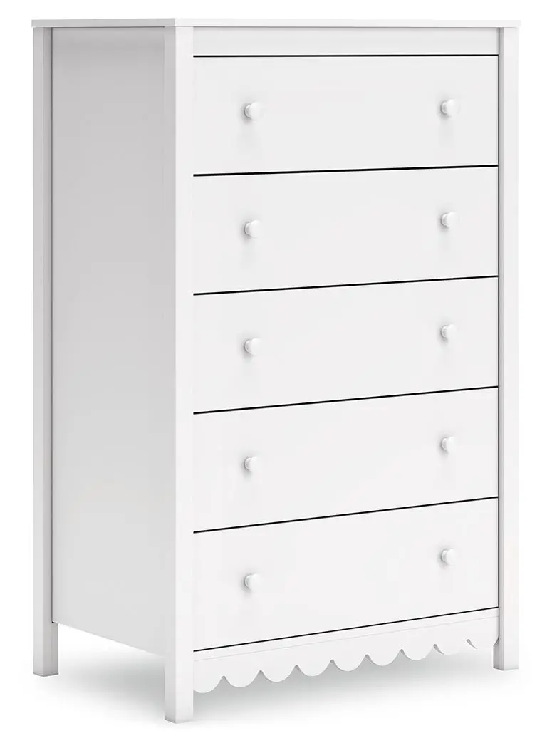 Hallityn White Five-Drawer Chest – Compact Bedroom Storage Solution