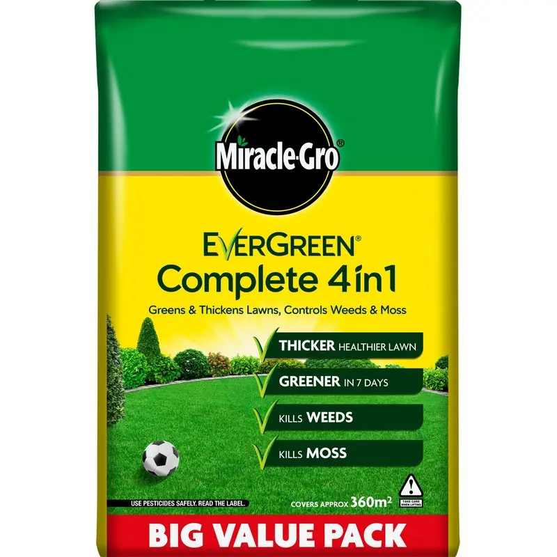 Miracle-Gro Lawn Feed & Weed Control – 12.6kg 4-in-1 Formula, Covers 360m²