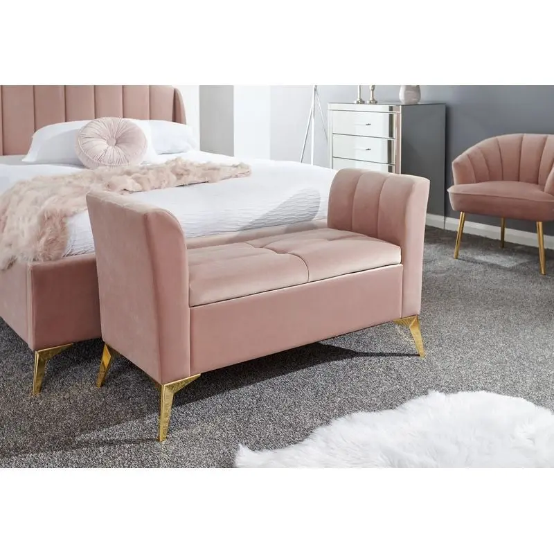 Pettine Pink Ottoman – Soft-Finish Storage Seat with Single Door Compartment