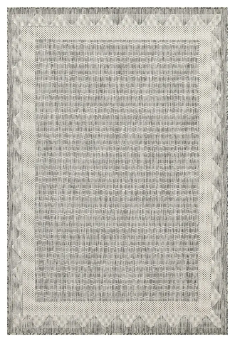 Sunshine 5’3″ x 7’3″ Silver Polypropylene Indoor/Outdoor Area Rug