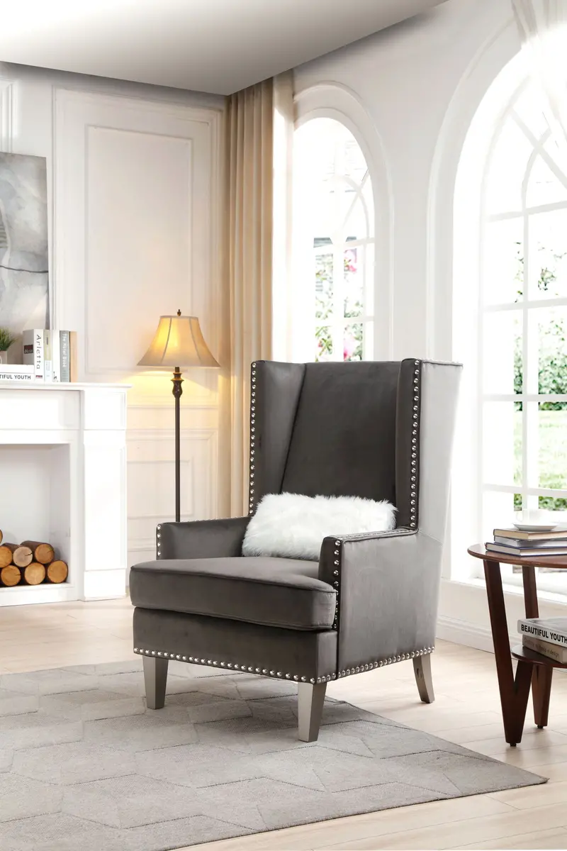 Traditional Accent Chair with Timeless Elegance
