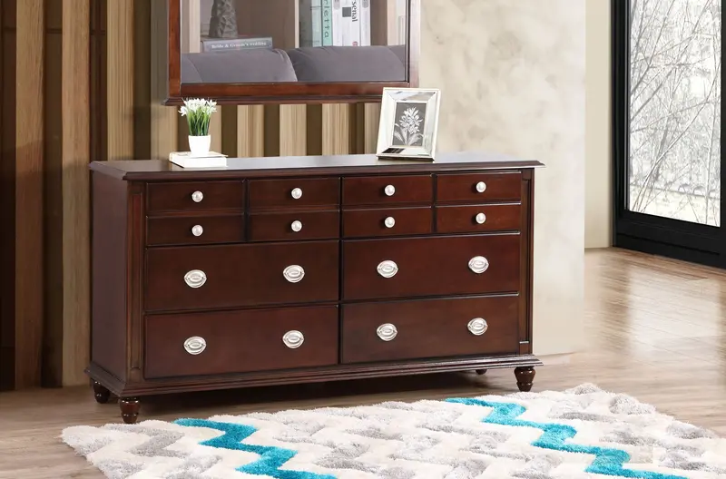 Traditional Elegant Dresser – Ornate Details & Solid Wood Construction