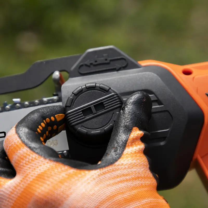 Yard Force 20V Cordless Mini Pruning Saw – Compact LS-C13 Model